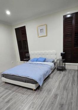 New 5 bedroom Single story house