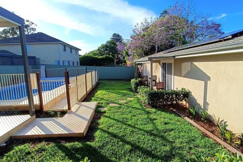 New and Cozy 2 Bedrooms Granny Flat with Aircon & Pool
