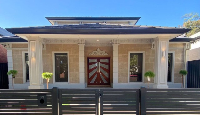 New & Spacious Luxury Mansion with 5 Bedrooms & 4