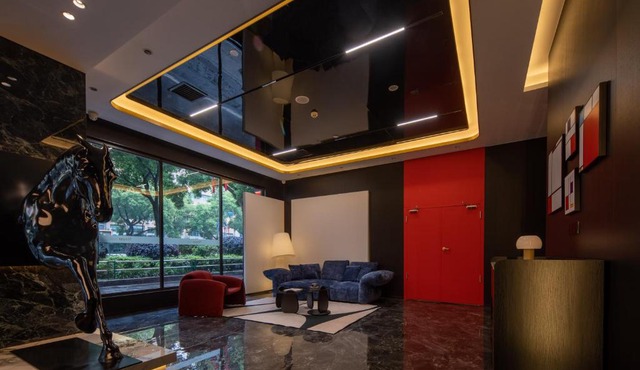 Neyar Light and Luxury Hotel-Changsha-10 minutes by taxi to CBD-8 minutes to train station