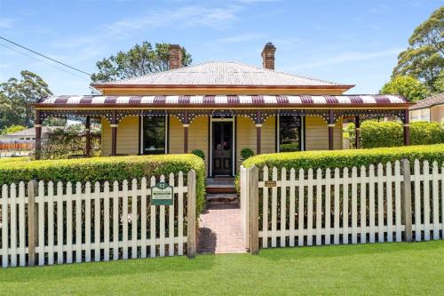 No 52 Bowral - Sir Donald Bradman's Childhood Home