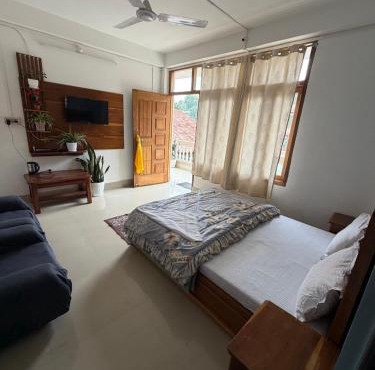 Nor's Kitchen & Homestay Dirang