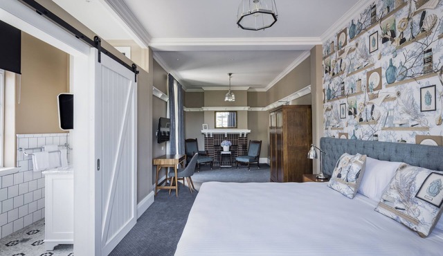 North Sydney Hotel