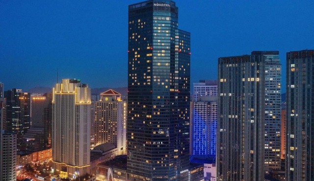 Novotel Dalian Zhongshan Square
