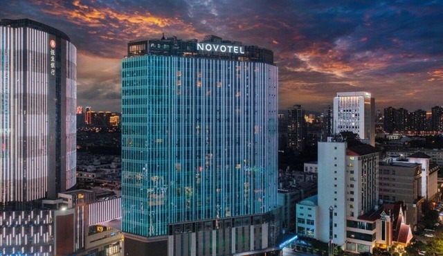 Novotel Living Yunnan Dianchi Times