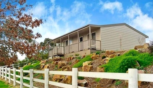 Oak Hill Cottage Peaceful Escape with Stunning Views