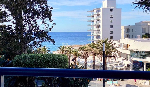 Ocean View, Lift Access 410 Opposite North Cronulla Beach