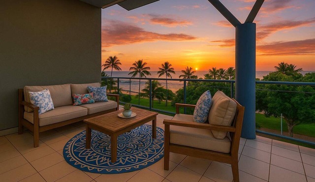 Oceanfront Penthouse on The Strand | Rockpool Views & 3 Balconies