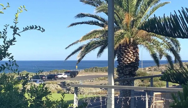 Oceanview Esplanade Beach House