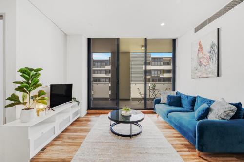 Olympic Park Oasis 2BR Pool Sauna Parking