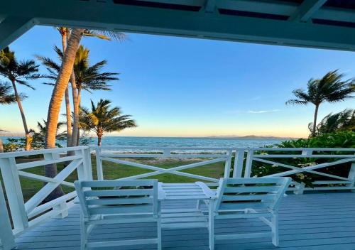 On the Beach, Seaview's, Bowen Beach House