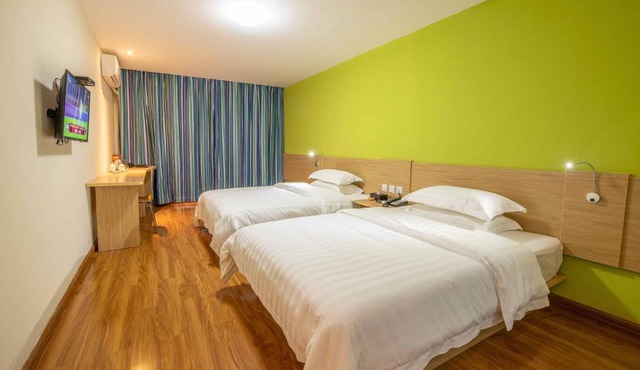 Orange Fashion Apartment Hotel Guangzhou Xiajiao Subway Station Branch