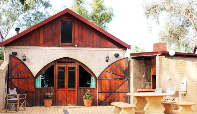 Outback Cellar & Country Cottage