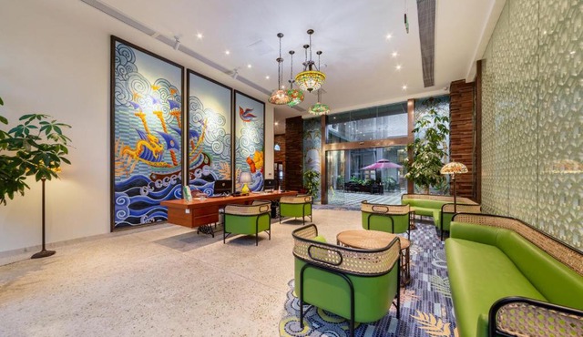Overseas Chinese Town Nanyang Inn