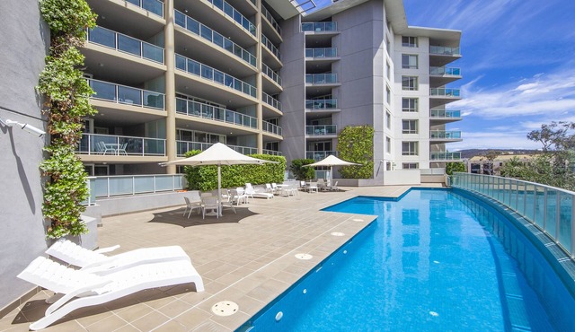 Pacific Suites Canberra