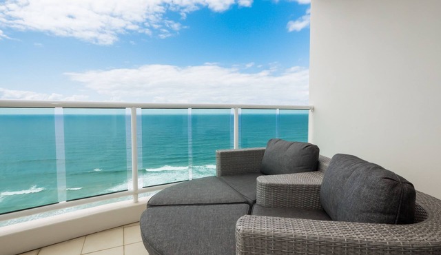 Pacific Views Resort