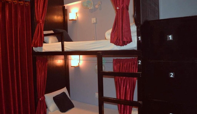 Paila Hostel Lakeside