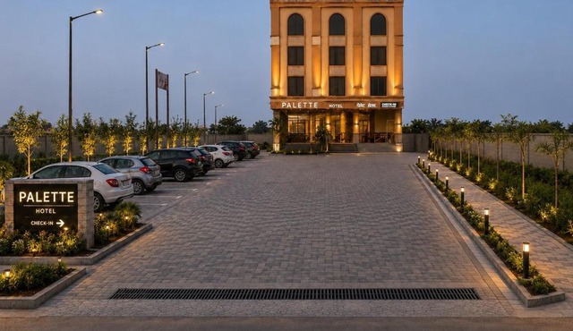 Palette Hotel by CheckIn Amritsar, Airport Road