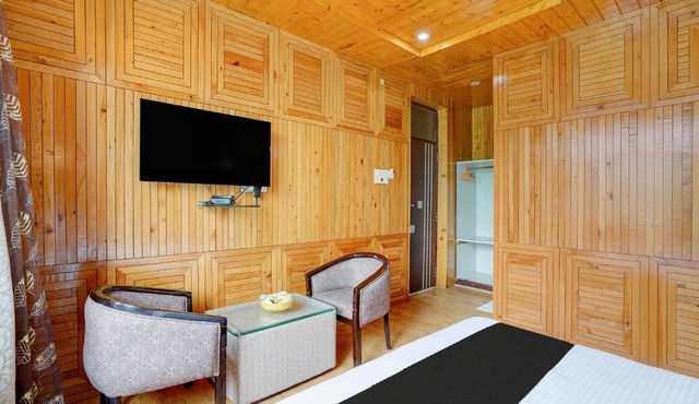 Palette Hotel Regency Valley View Pahalgam By CheckIn