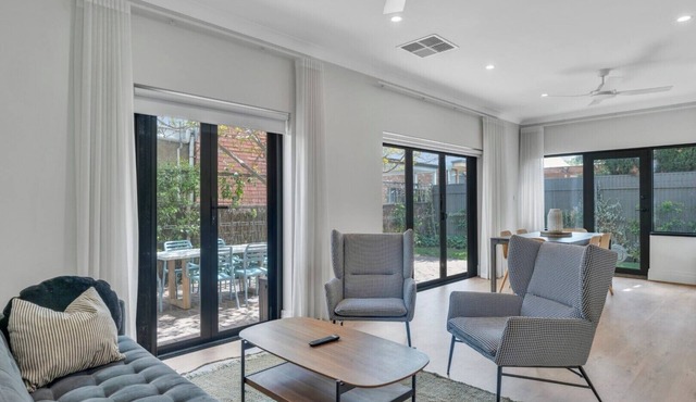 Parkside Haven - 4BR/2.5Bath + EV Charger
