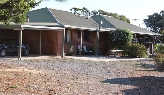 Perfect for a retreat or a short stay. Spacious living with clean fresh air.