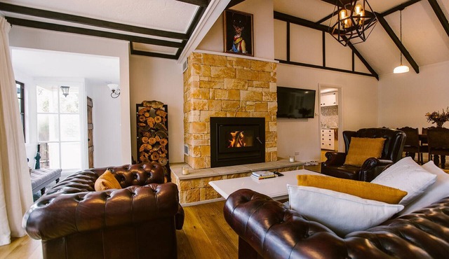 Pet-Friendly Highlands Home with Fireplace