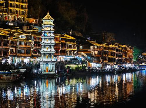 Phoenix Fuyuan Villa Riverside Hotel