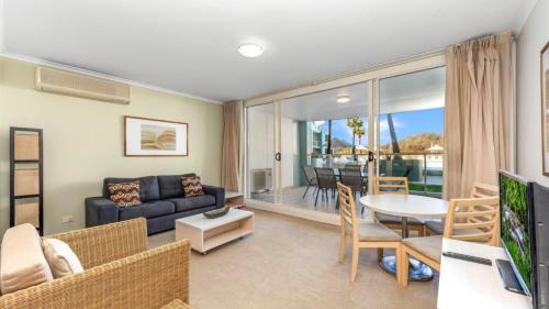 Pool Delight - Ettalong Beach Resort