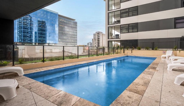 Prestige 2BR Stay with Ocean Views - Rooftop and Cinema