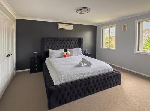 Prestons Dream Holiday 4 Bedroom