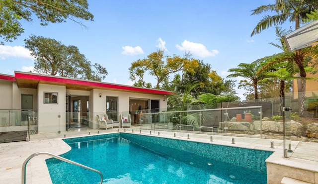 Private 3-Bed North Shore Haven with Swimming Pool