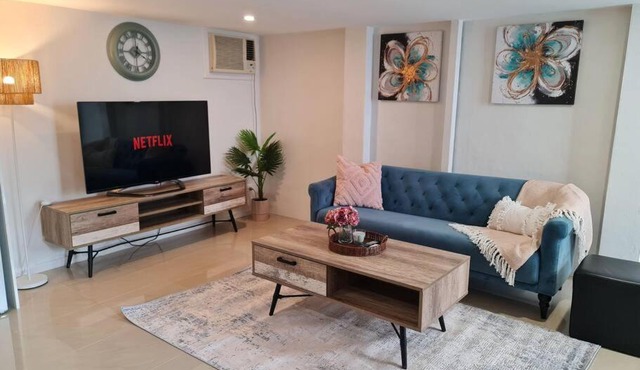 Private & Cosy Two Storey Guest House