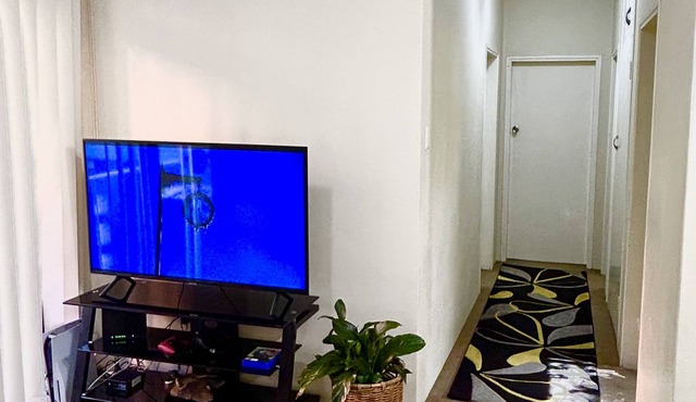 Prvt Rm in Sydney Harbour Loc