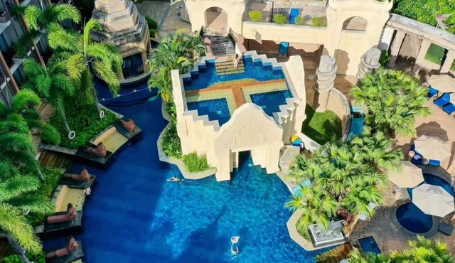 Pullman Sanya Yalong Bay Villas & Resort