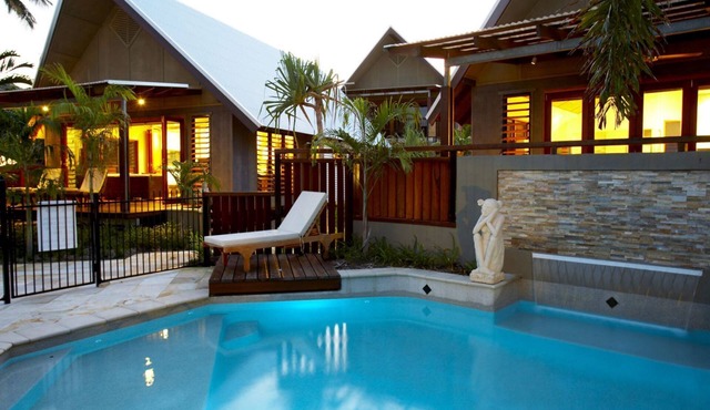 Pure Magnetic Villa 10