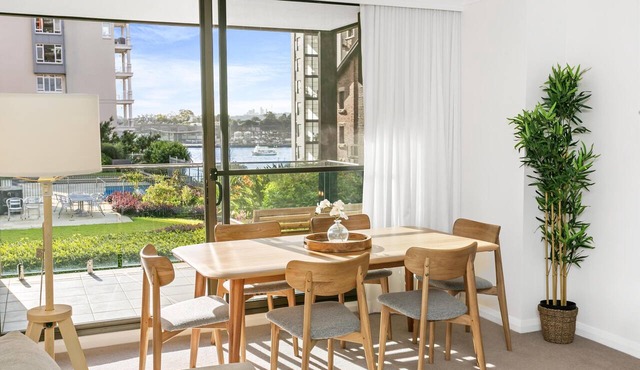Pyrmont - BOW14 - Bowman Street - Pyrmont Paradise | Relaxed living with gym pool