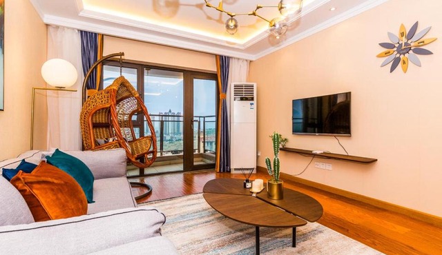 Qingdao Huangdao·Qingdao Golden Beach· Locals Apartment 00160240