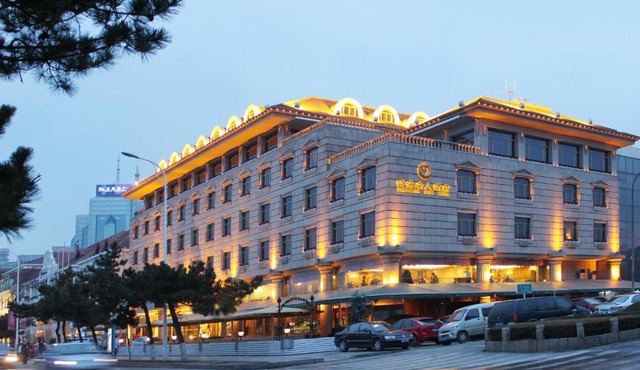 Qingdao Oceanwide Elite Hotel
