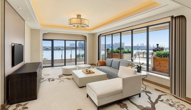 Radisson Blu Hotel Wuhan ETD Zone