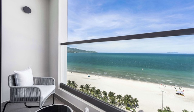 Radisson RED Danang