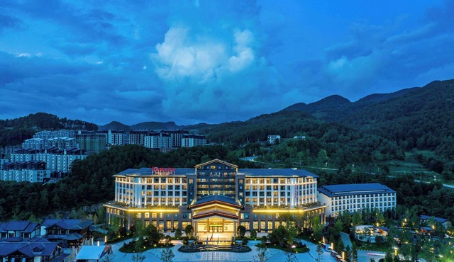 Ramada by Wyndham Guangyuan Zengjiashan Resort