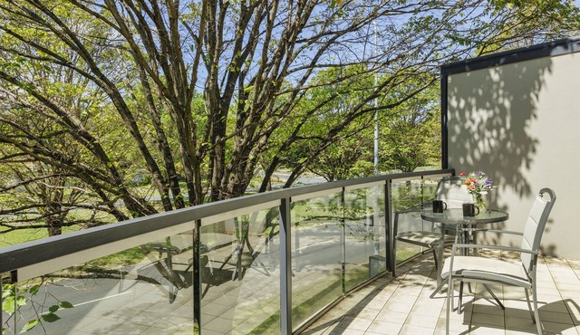 Ramada Encore by Wyndham Belconnen Canberra