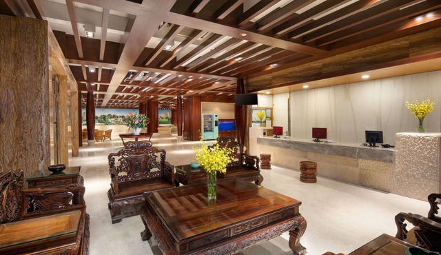 Ramada Encore by Wyndham Qionghai Downtown