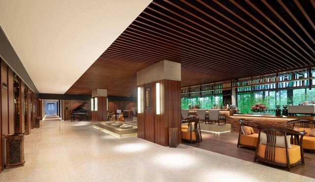 Ramada Encore By Wyndham Shantou Longhu