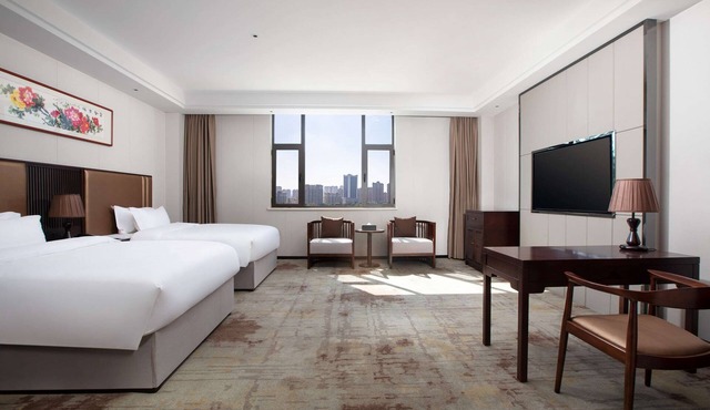 Ramada Encore by Wyndham Linqu Downtown