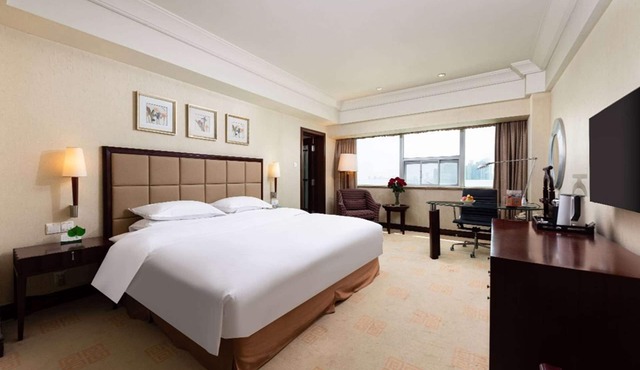 Ramada Plaza Wuhan Optics Valley