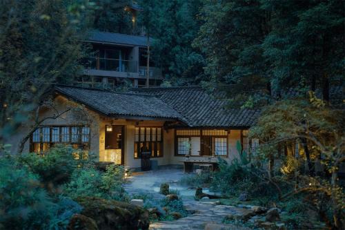 Relais & Châteaux Su Shien Valley Hotel