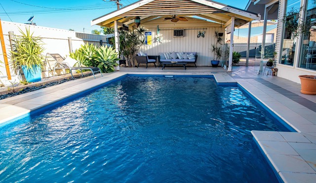 Resort on Morgan - Entertainers Paradise | Stunning Pool | Pet & Family Friendly