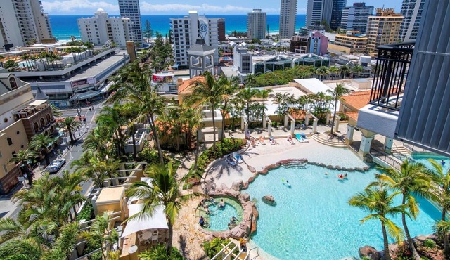 Resort Style Chevron By Gold Coast Travels