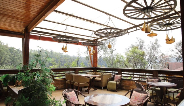 Rishat Sngi Orchid Resort, Shillong